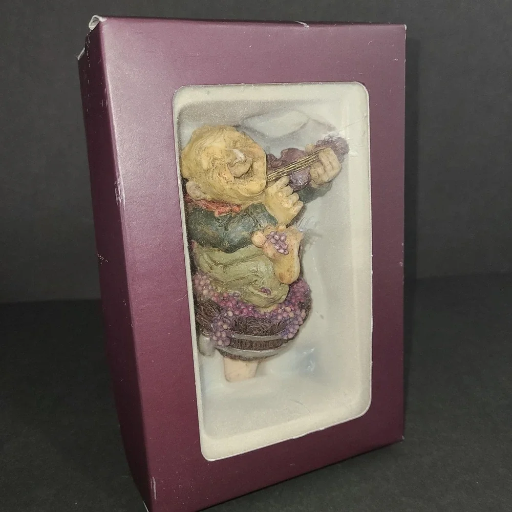 Guardian of the Grapes Bottle Stopper by Carrie Olsen-Garrard 1998 Violin NIB